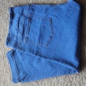 2 pairs of Womens capri's